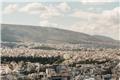 Σαφάρι για προσιτή κατοικία: Στα ύψη τα ενοίκια – «Τρώγλες» με πρόχειρο βάψιμο ζητούν εκατοντάδες ευρώ
