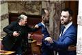 Ξεκίνησε η δίκη του βουλευτή Φλώρου που επιτέθηκε με μπουνιές στον επίσης βουλευτή Βασίλη Γραμμένο