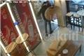 Κρήτη: Σκηνές τρόμου έξω από μπαρ στο Ηράκλειο - Αγρια επίθεση σε 57χρονο πορτιέρη