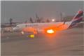 Τρομακτικό βίντεο: Φωτιά στον κινητήρα Airbus πριν την απογείωση - Τι έγινε με τους επιβάτες