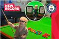 Παιδί 2 ετών κατέρριψε δύο παγκόσμια ρεκόρ Γκίνες στο μπιλιάρδο