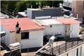 Δεν πήγαιναν ούτε σχολείο τα παιδιά που ζούσαν μέσα σε ακαθαρσίες σε σπίτι στο Περιστέρι, τι λέει η γιαγιά τους