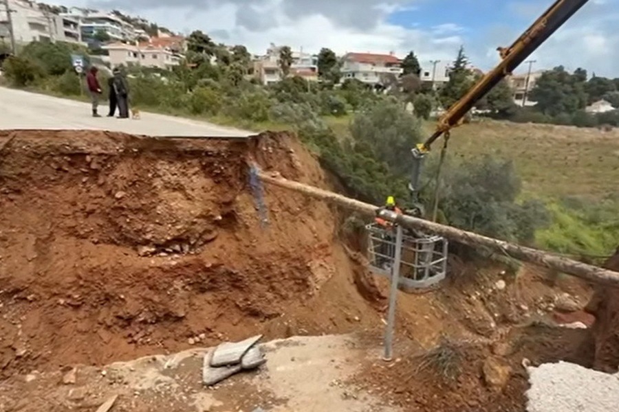 Κακοκαιρία Erminio: Ένας νεκρός και τεράστιες καταστροφές σε Αττική και πολλές περιοχές της χώρας ‑ Πότε αναμένεται βελτίωση