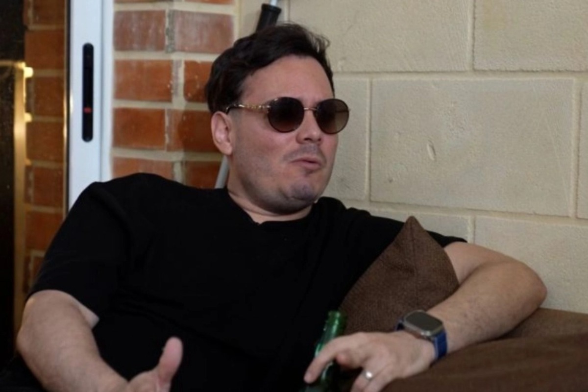 Ο influencer εγγονός του Φιντέλ Κάστρο προκαλεί με την χλιδάτη ζωή του και θέλει συμφωνία με τον Τραμπ για την Κούβα