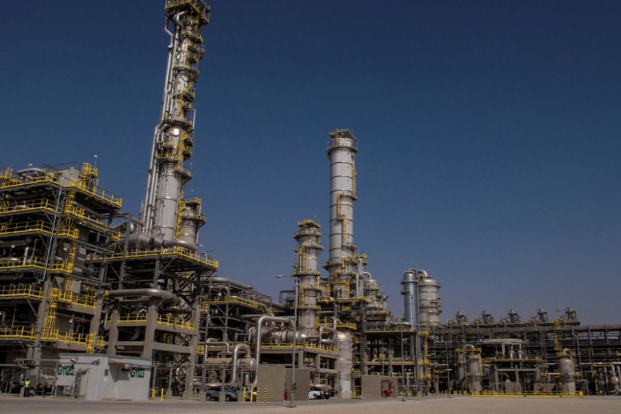Saudi Aramco: Παγώνει τις παραδόσεις πετρελαίου σε ευρωπαϊκά διυλιστήρια για τον επόμενο μήνα - Η Σαουδική Αραβία διέκοψε προσωρινά τον εφοδιασμό πελατών στην Ευρώπη - Ανησυχία για τις επιπτώσεις στις αγορές μετά το πλήγμα στον αγωγό East - West,