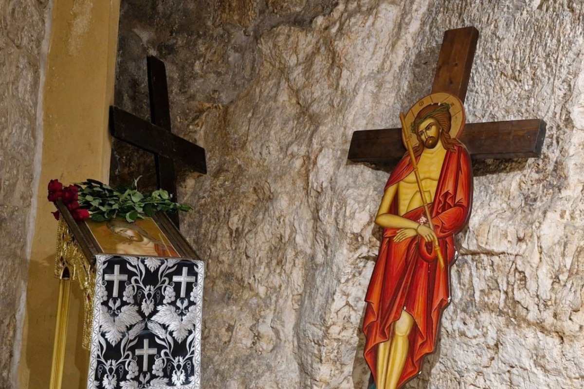 Μεγάλη Παρασκευή - Αυτή ήταν η φυλακή του Ιησού: Η Ακολουθία στα Ιεροσόλυμα - Η λιατανεία κατέληξε στον Γολγοθά