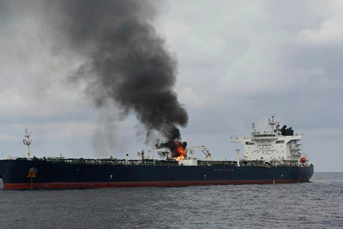 Δεξαμενόπλοιο της Τουρκίας χτυπήθηκε στη Μαύρη Θάλασσα – Απειλεί με αντίποινα - Το τουρκικό ΥΠΕΞ αφήνει ανοιχτό το ενδεχόμενο αντίδρασης