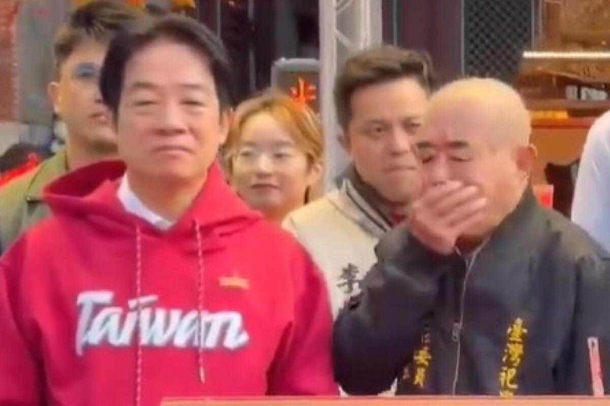 Αξιωματούχος έκανε εμετό πάνω στον πρόεδρο της Ταϊβάν