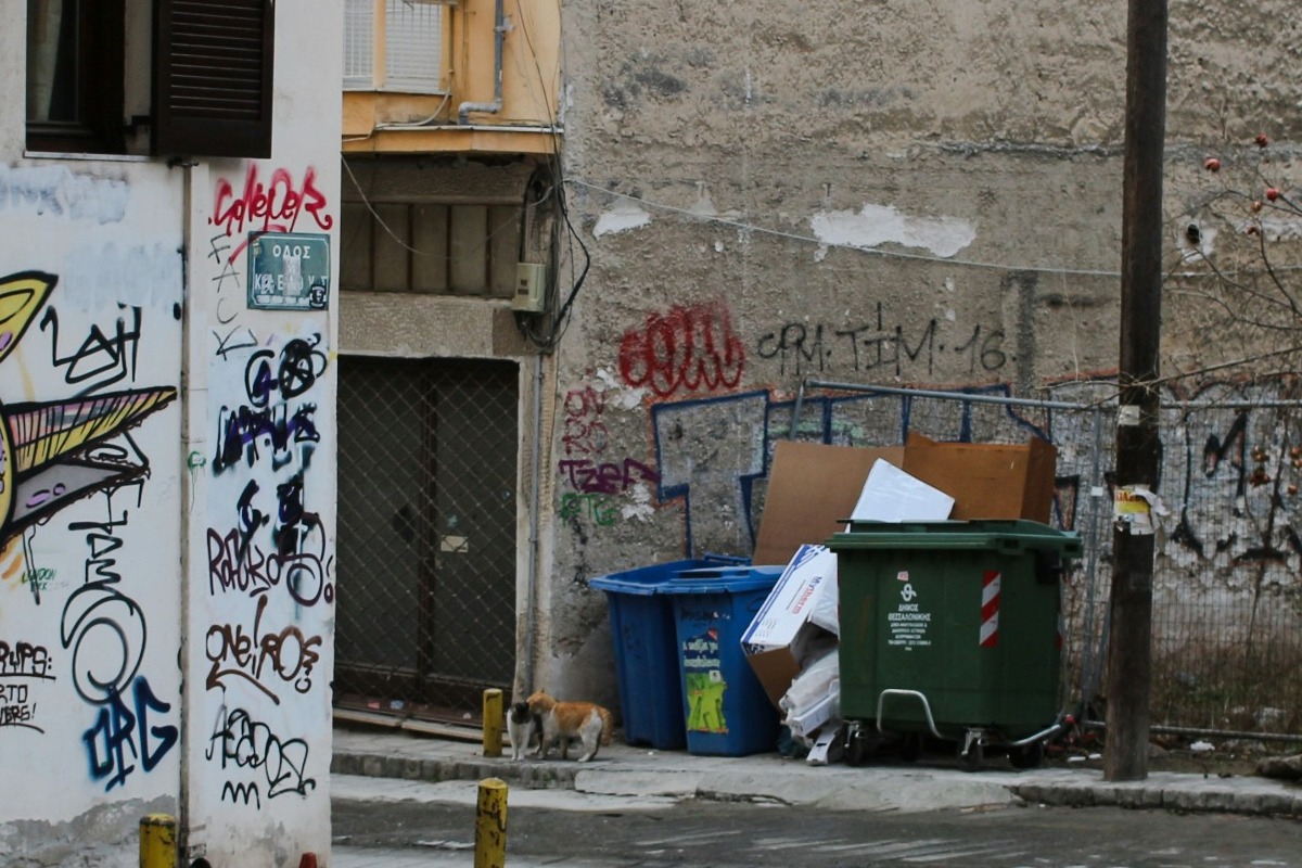 Θεσσαλονίκη: Συνελήφθη, τον άφησαν ελεύθερο, έκανε... ντριφτ μεθυσμένος και τον ξανασυνέλαβαν