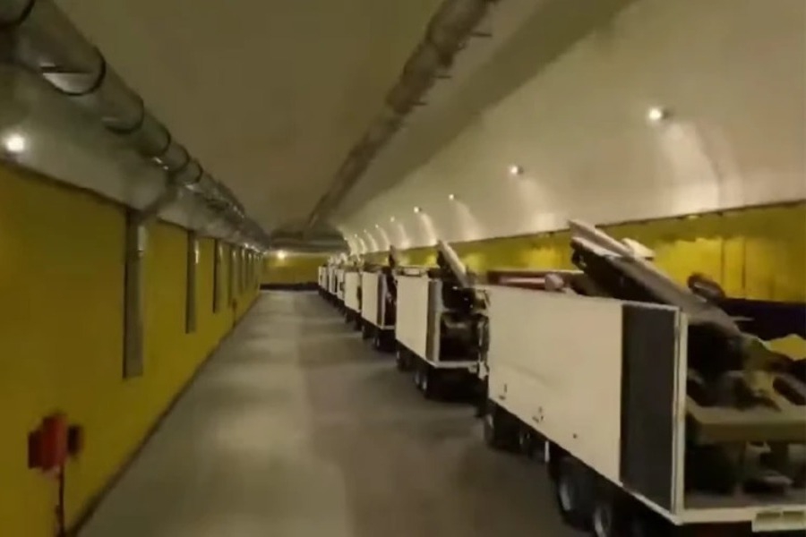 Ισραήλ και ΗΠΑ περνούν στη «δεύτερη φάση» του πολέμου στο Ιράν με πλήγματα σε υπόγειες βάσεις πυραύλων