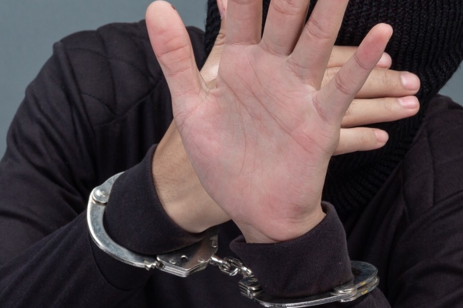 Ιταλία: Χειροπέδες σε 17χρονο ‑ Σχεδίαζε να αιματοκυλίσει σχολείο