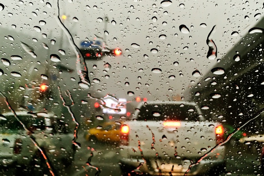 Δεύτερη ημέρα κακοκαιρίας σήμερα: Ποιες περιοχές θα πλήξει, καταιγίδες από το απόγευμα στην Αττική