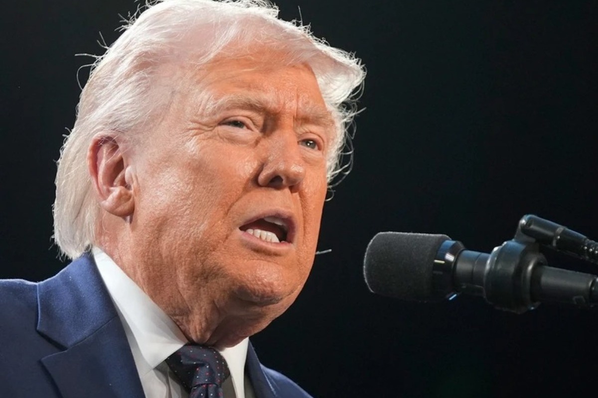 Ο Τραμπ απορρίπτει την ιρανική πρόταση: Ο ναυτικός αποκλεισμός του Ιράν θα παραμείνει μέχρι τη συμφωνία