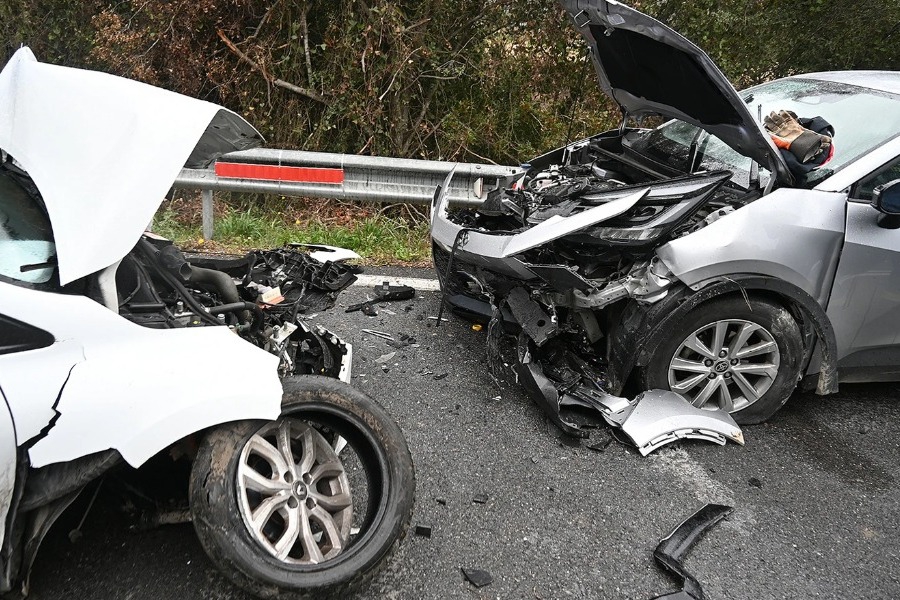 Τα τροχαία στην Ελλάδα μειώθηκαν σύμφωνα με την Κομισιόν: Ο χαμηλότερος αριθμός από το 1963 - Η Ελλάδα σημείωσε τη μεγαλύτερη μείωση θανάτων από τροχαία στην ιστορία της
