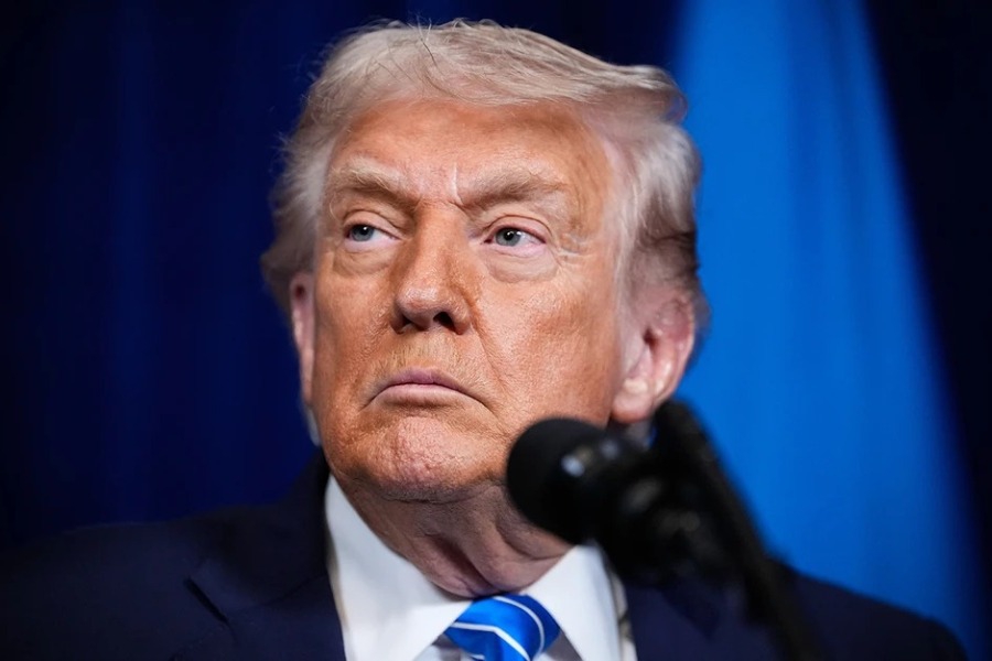 Γροιλανδία: Ο Τραμπ απειλεί με δασμούς τις χώρες που θα αντιταχθούν στα «θέλω» του