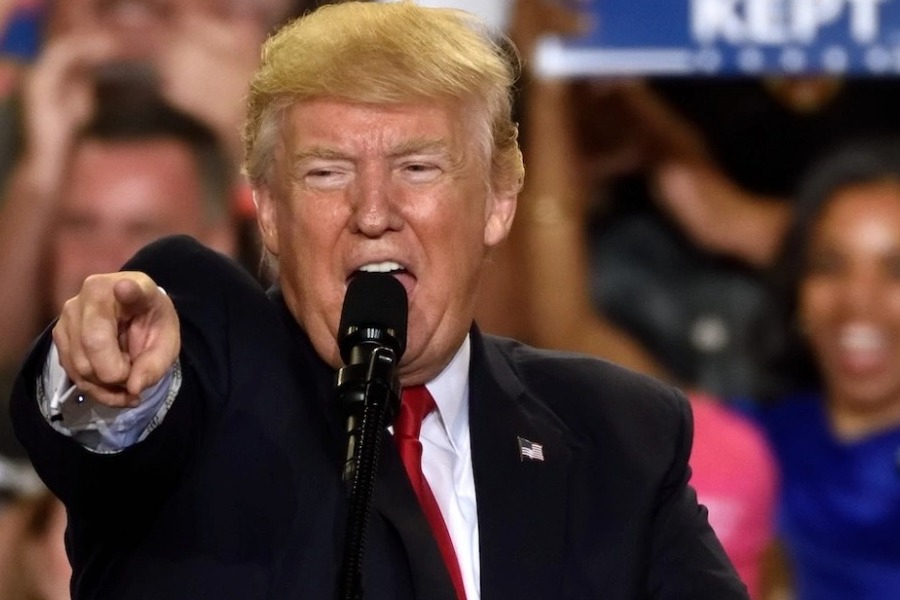 Τραμπ: Ο ηγέτης του Ιράν ζήτησε εκεχειρία - Θα τους στείλουμε πίσω στη Λίθινη Εποχή, μέχρι να ανοίξουν τα Στενά του Ορμούζ