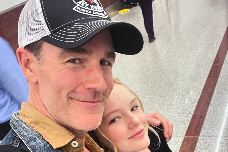 James Van Der Beek: Η μεγάλη δωρεά του Στίβεν Σπίλμπεργκ στην οικογένεια