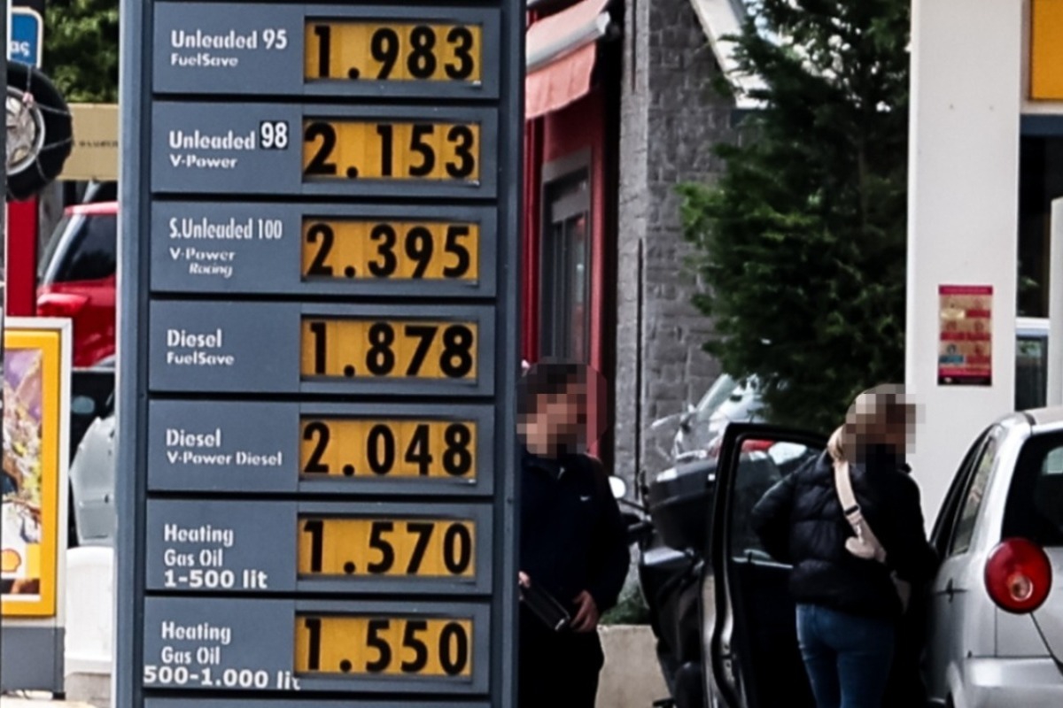 Πρόταση της ΕΕ για τηλεργασία και Κυριακές χωρίς ΙΧ λόγω αυξήσεων σε πετρέλαιο και φυσικό αέριο