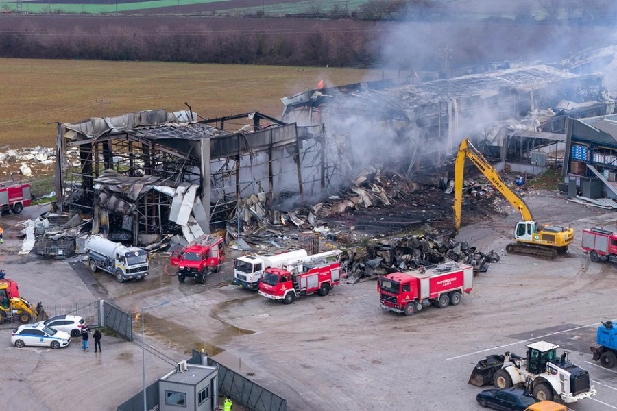 Γιατί σταμάτησαν οι έρευνες στη «Βιολάντα»: «Κίνδυνος νέας έκρηξης με πολλά θύματα - «Οι δεξαμενές δεν ήταν αδειοδοτημένες και δεν λειτουργούσαν σύμφωνα με τον κανονισμό των υγραερίων»