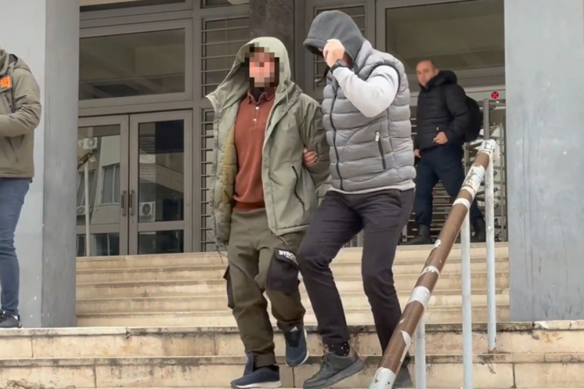 Προφυλακίστηκε ο 26χρονος που κατηγορείται για βιασμό 16χρονου στη Θεσσαλονίκη - Ο 26χρονος αρνήθηκε τις κατηγορίες και ισχυρίστηκε ότι όλα έγιναν συναινετικά