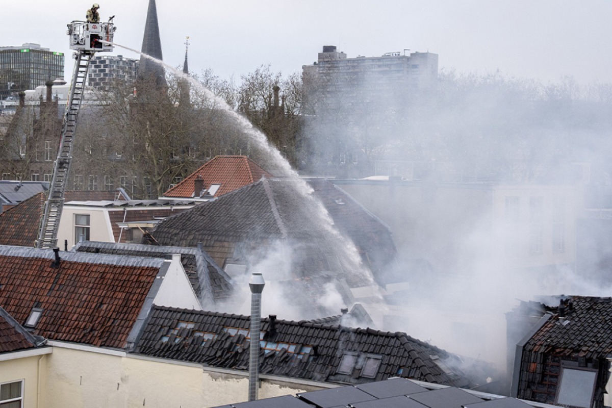 Δείτε βίντεο: Ισχυρές εκρήξεις στο κέντρο της Ουτρέχτης, πληροφορίες για τραυματίες