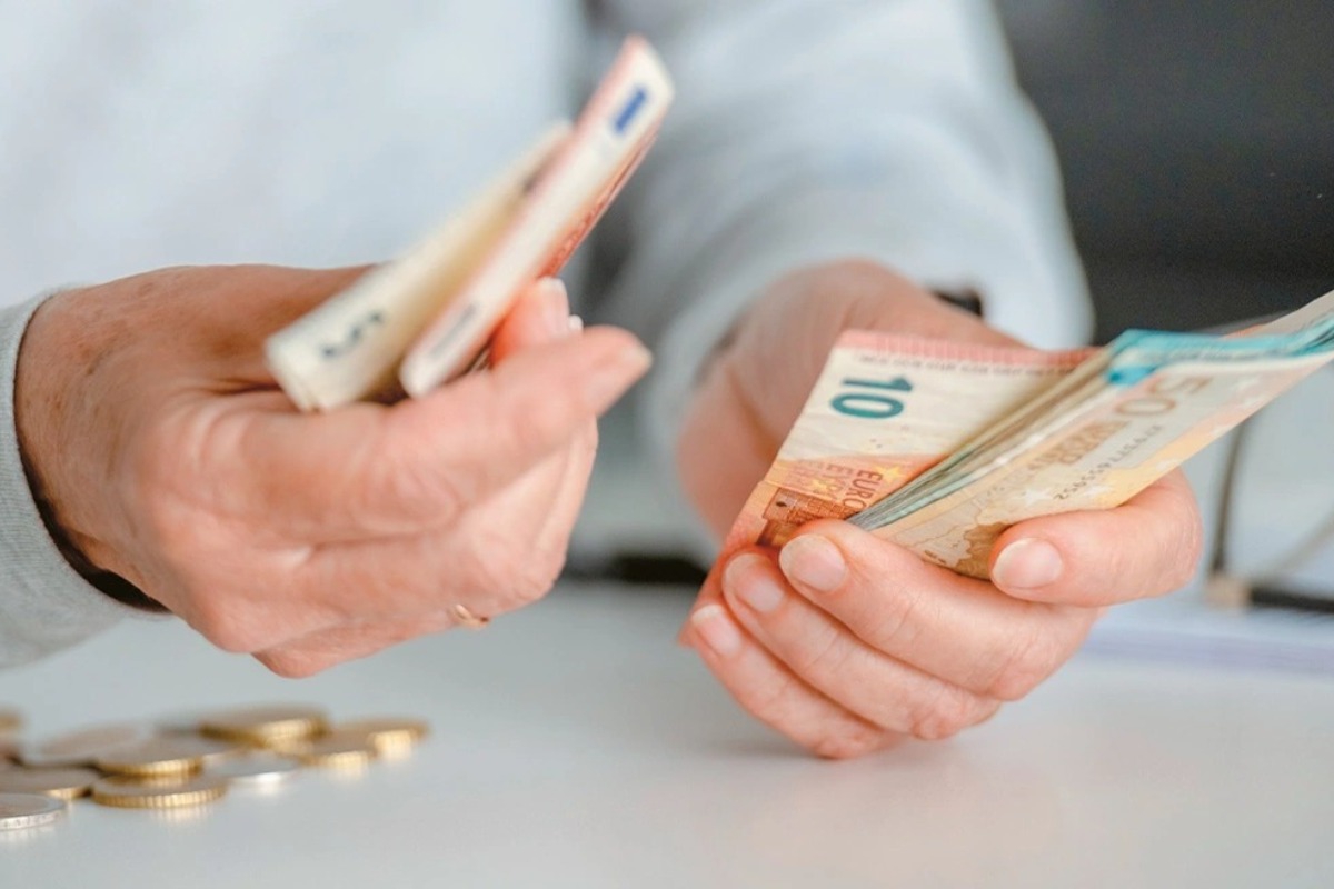 Δώρο Πάσχα 2026: Πότε πληρώνονται οι άνεργοι και πόσα χρήματα θα δουν