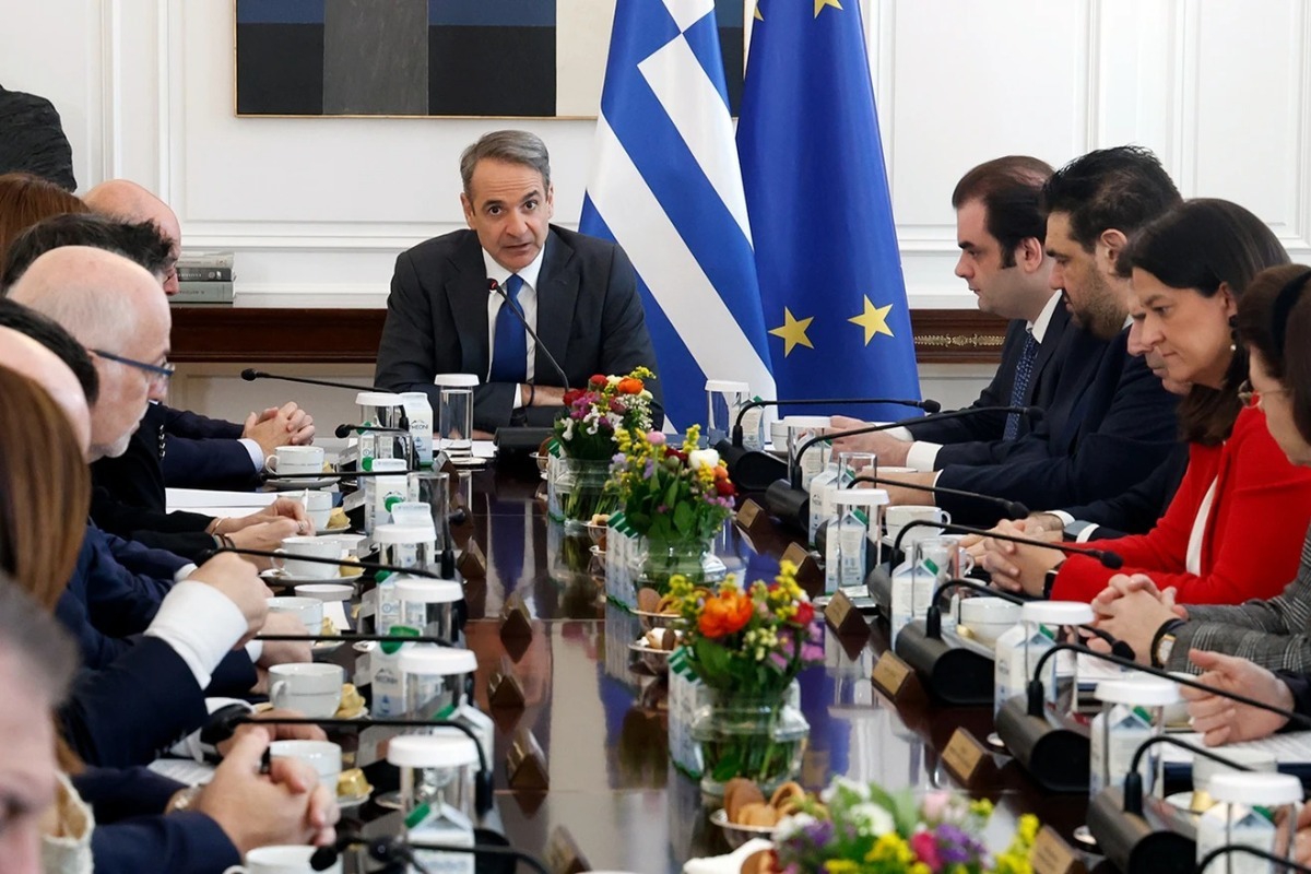 Τι δείχνουν οι δημοσκοπήσεις, ένα χρόνο πριν τις εκλογές – Πώς τις διαβάζει το Μαξίμου - Τι δείχνουν οι δημοσκοπήσεις, ένα χρόνο πριν τις εκλογές – Πώς τις διαβάζει το Μαξίμου