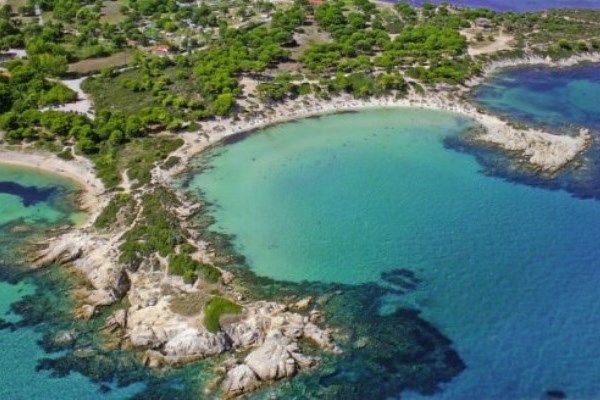 Οι μαγευτικές παραλίες της Χαλκιδικής