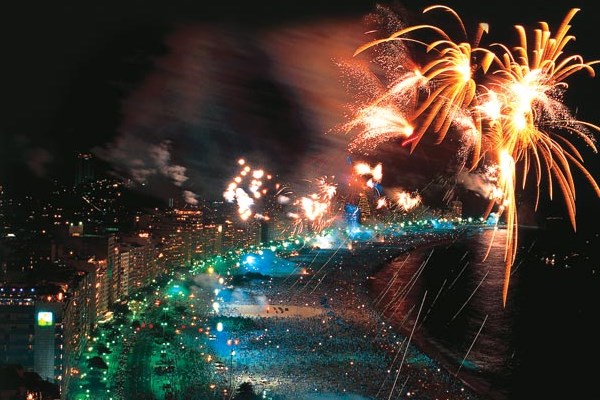 Τα καλύτερα πρωτοχρονιάτικα πάρτι του κόσμου  - Πυροτεχνήματα, μουσική και χορός