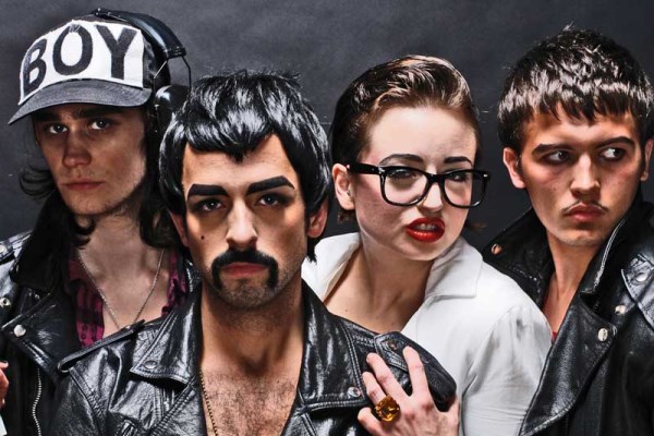 SSION (US (live) - Amateurboyz (DJ set) - GRRRLZ (DJ set)