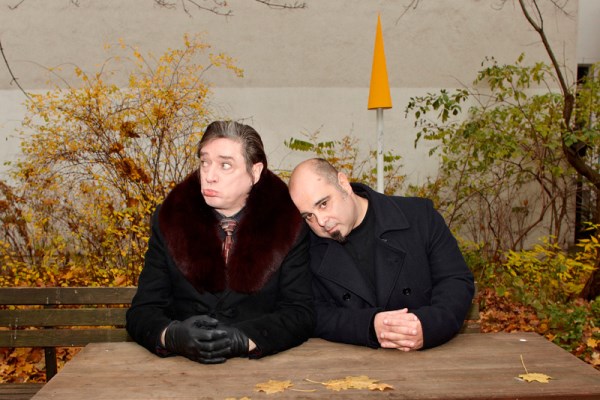 Οι Teho Teadro & Blixa Bargeld στο Gagarin 205