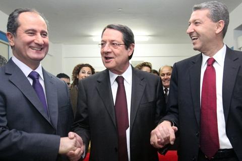 Νίκη Αναστασιάδη στην Κύπρο – Μεγάλη αποτυχία των exit poll