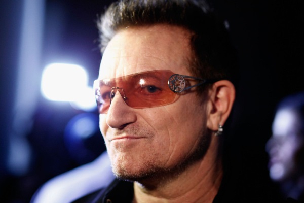 Γιατί ο Bono των U2 αναγκάζεται να φοράει πάντα γυαλιά ηλίου; - Τι αποκάλυψε ο ίδιος...