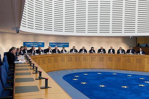Καταδίκη της Ελλάδας για το βιασμό μετανάστη από λιμενικό - Από το Ευρωπαϊκό Δικαστήριο Ανθρωπίνων Δικαιωμάτων...