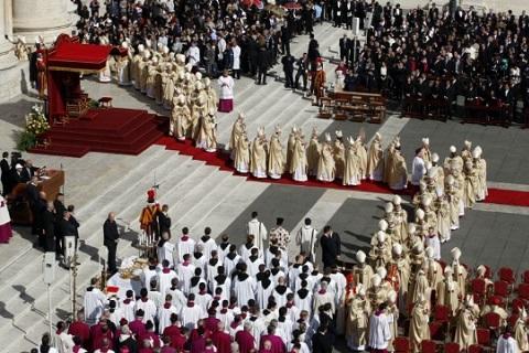 H ενθρόνιση του πάπα Φραγκίσκου