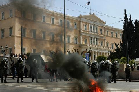 Εκτεταμένα επεισόδια στο κέντρο της Αθήνας