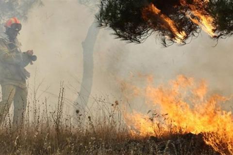 Νέα μέτωπα σε Εύβοια, Χίο και Αιτωλοακαρνανία...