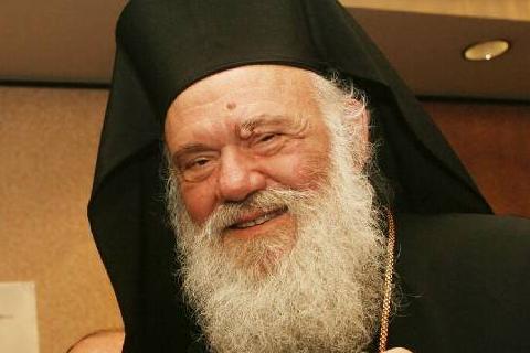 Έσπασε το πόδι του ο Αρχιεπίσκοπος