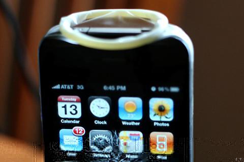 O ανιχνευτής... προφυλακτικών του iPhone