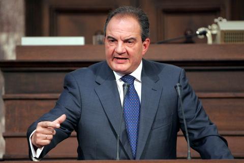 Παρέμβαση Καραμανλή