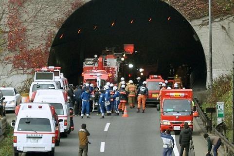 Τραγωδία από την κατάρρευση οροφής σήραγγας στην Ιαπωνία 
