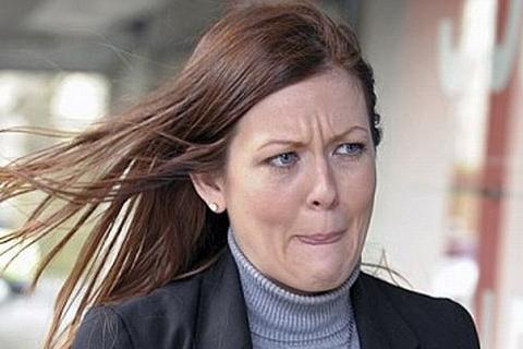 Οι σεξουαλικές ορμές μιας καθηγήτριας θρησκευτικών!