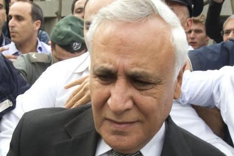 Στη φυλακή για βιασμό ο πρώην πρόεδρος του Ισραήλ