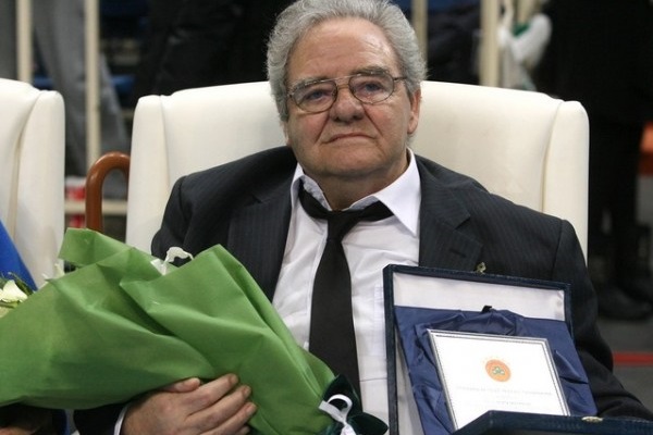 Πέθανε ο θρύλος του ελληνικού μπάσκετ Κώστας Μουρούζης