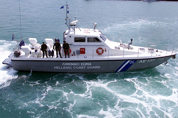 Σκάφος του λιμενικού προσάραξε τη νύχτα σε τουρκικά αβαθή