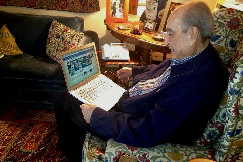 Ο Κωνσταντίνος Μητσοτάκης ανακαλύπτει τα social media