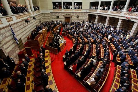 Όλα τα παραλειπόμενα της ορκωμοσίας 