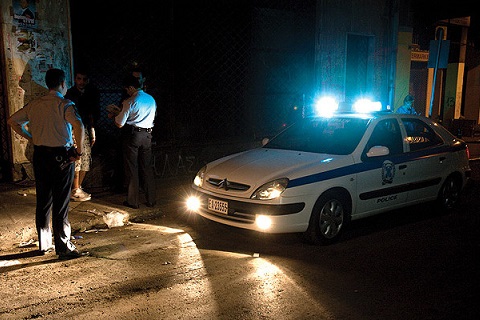 ΣOK: 38χρονος επιτέθηκε στη μητέρα του και της έβγαλε τα μάτια!