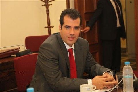 Ένα βήμα πριν τη ΝΔ και ο Θανάσης Πλεύρης