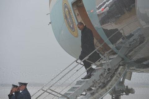 Οι φωτογραφίες του προέδρου Obama μέσα στον τυφώνα